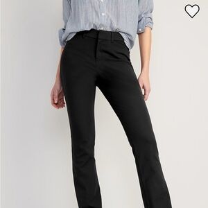 BRAND NEW Old Navy Black Women's Pants High-Waisted Pixie Flare Pants- Black
